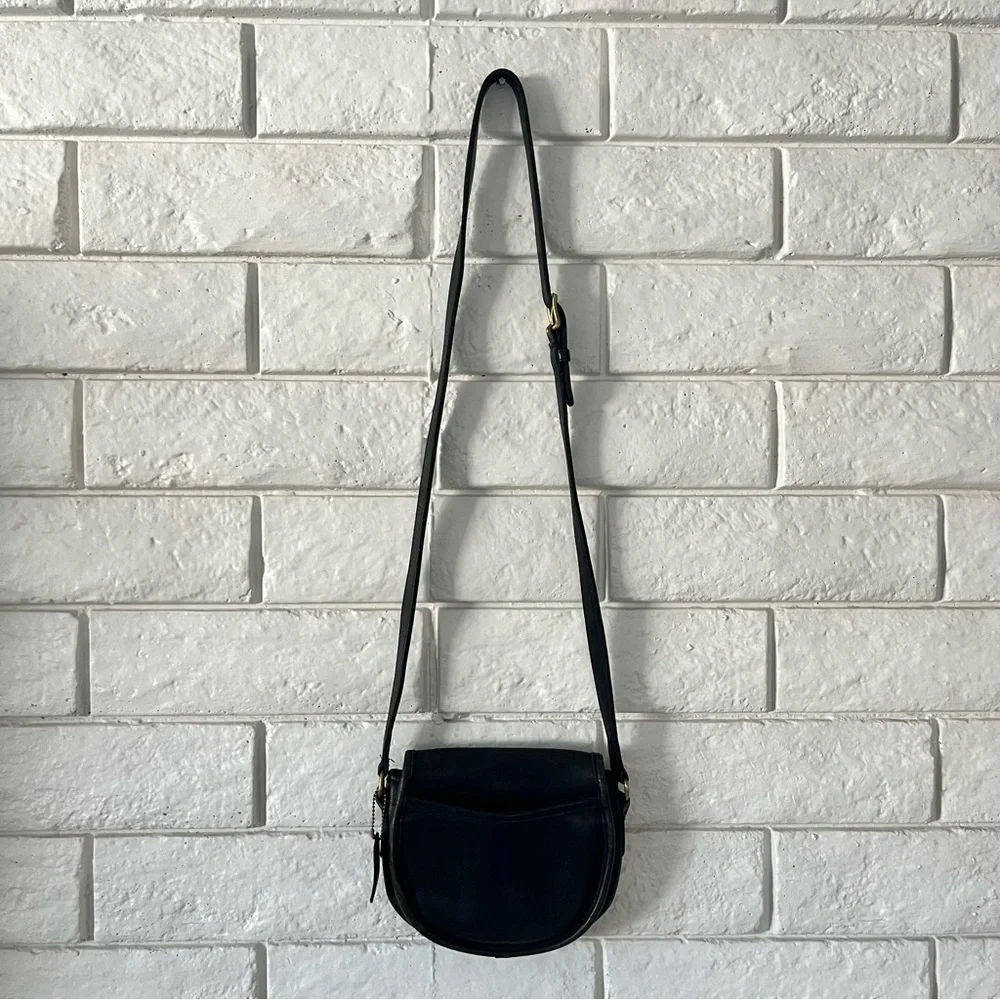 Vintage Coach Watson Bag Style 9981 USA Made Black Leather Crossbody